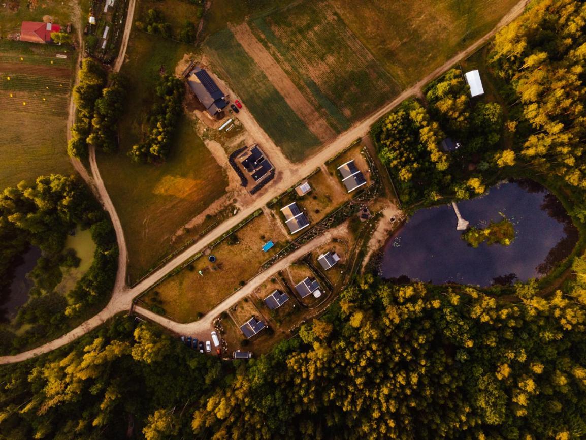 Osada Skoczkowo Komfortowe Domki Z Jacuzzi Nad Jeziorem- Sauna- Balia- Prywatny Staw Wedkarski Podiazy Экстерьер фото